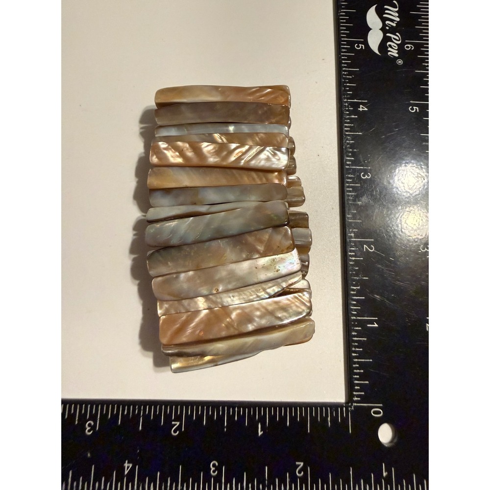 Natural‎ Mother of Pearl Shell Stretch Bracelet Iridescent Neutral Coastal Chic